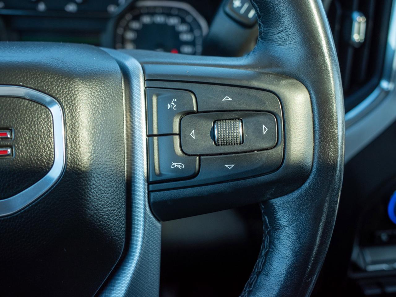 2021 GMC Sierra 1500 SLT - Leather Seats   Heated Mirrors Photo