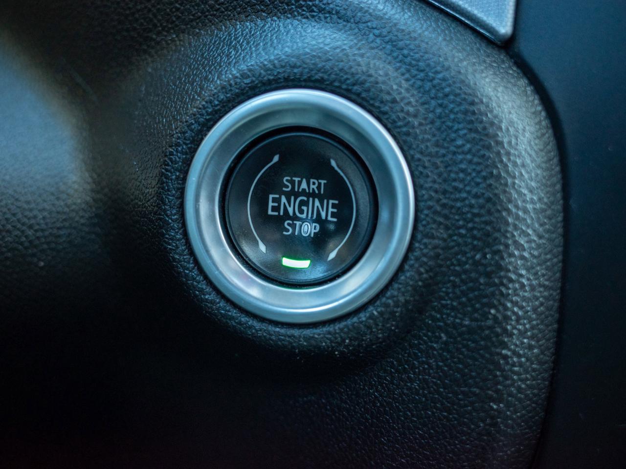 2021 GMC Sierra 1500 SLT - Leather Seats   Heated Mirrors Photo