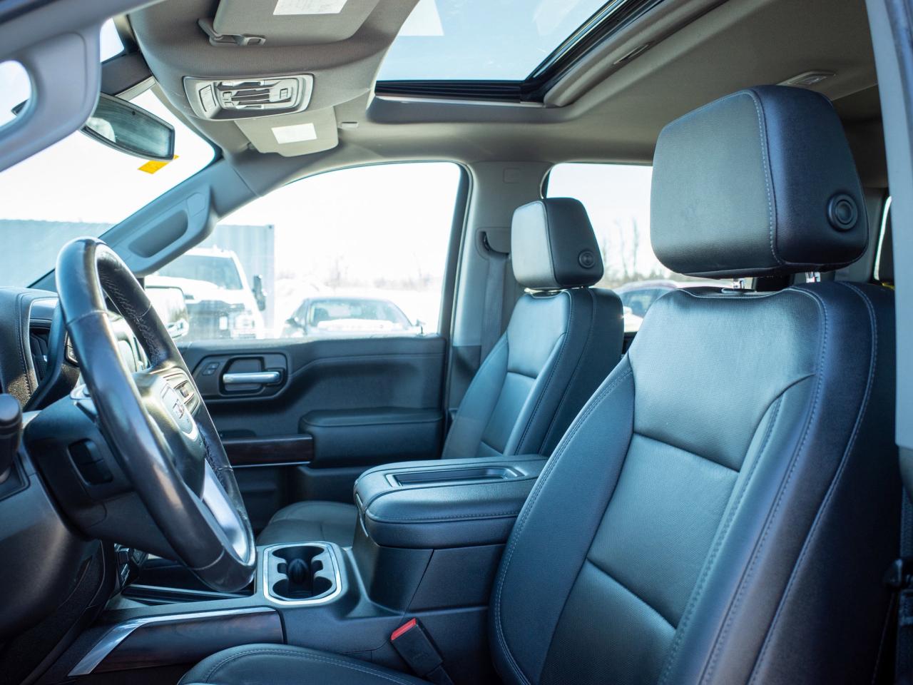 2021 GMC Sierra 1500 SLT - Leather Seats   Heated Mirrors Photo