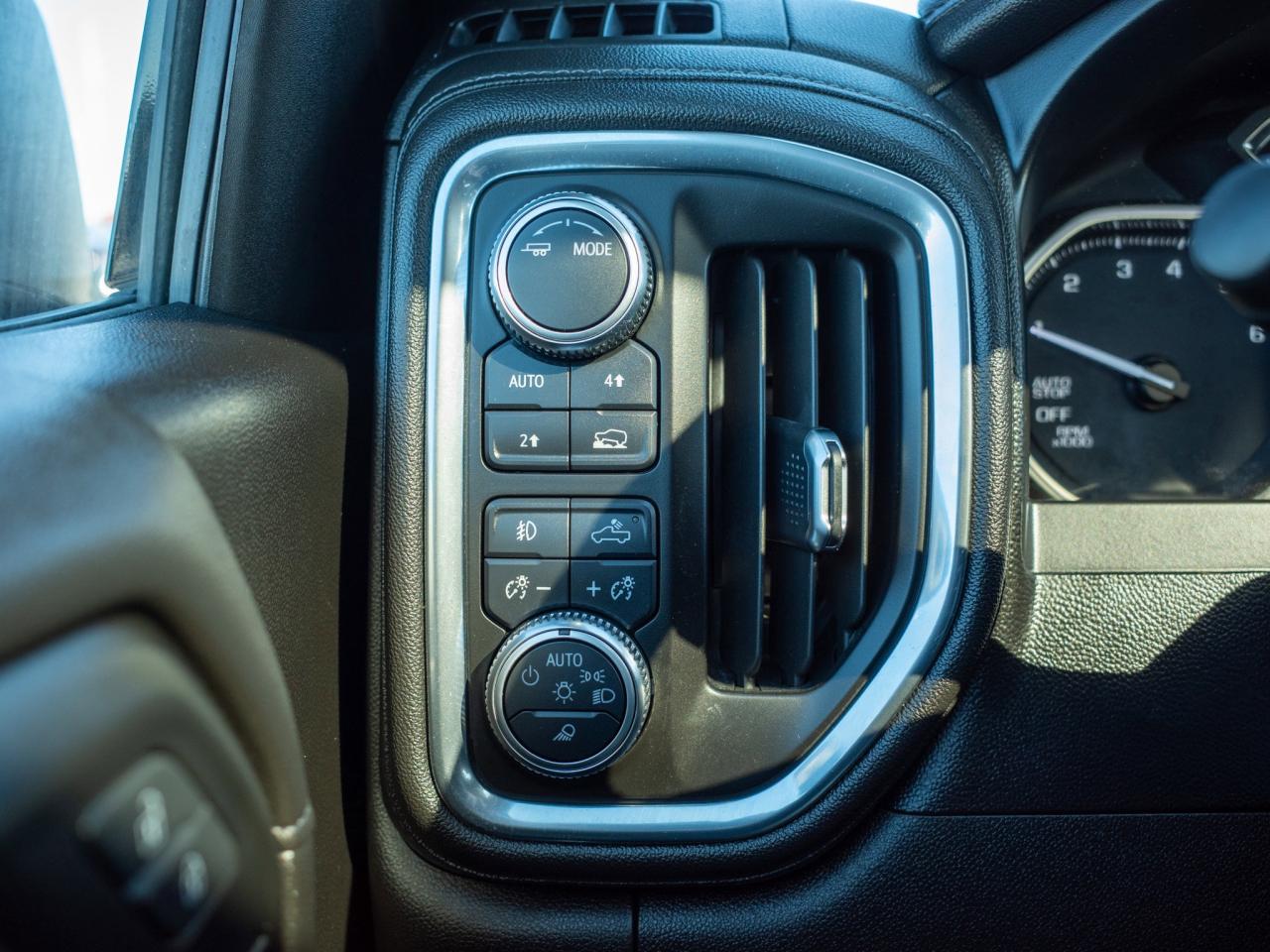 2021 GMC Sierra 1500 SLT - Leather Seats   Heated Mirrors Photo