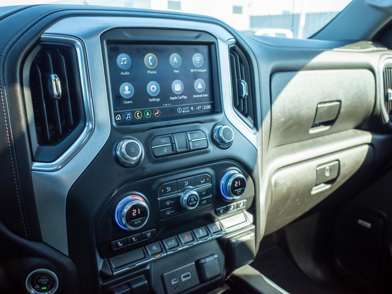 2021 GMC Sierra 1500 SLT - Leather Seats   Heated Mirrors Photo