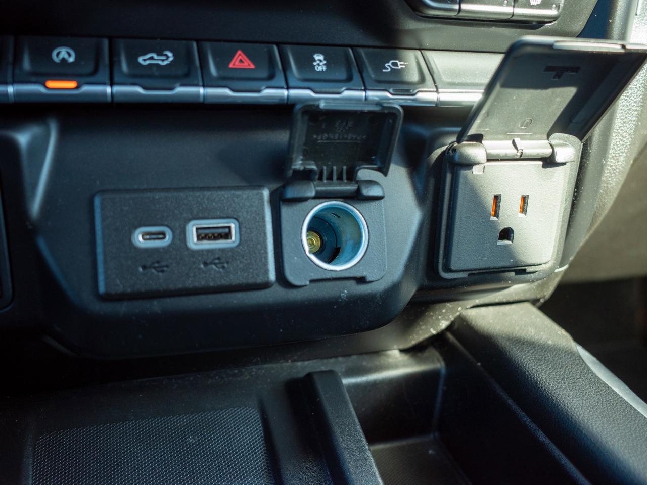 2021 GMC Sierra 1500 SLT - Leather Seats   Heated Mirrors Photo