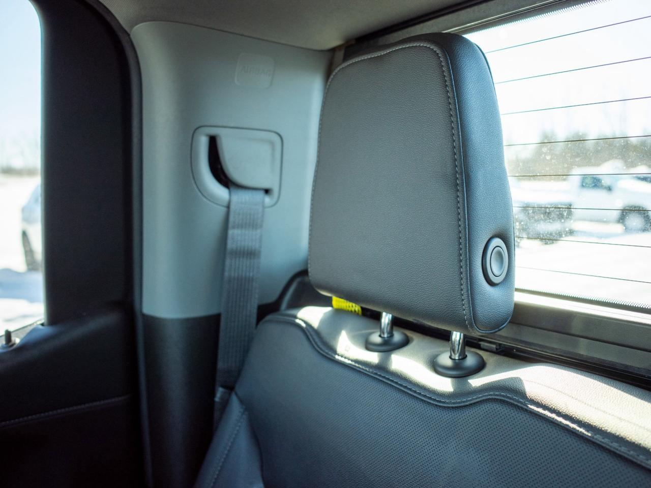 2021 GMC Sierra 1500 SLT - Leather Seats   Heated Mirrors Photo