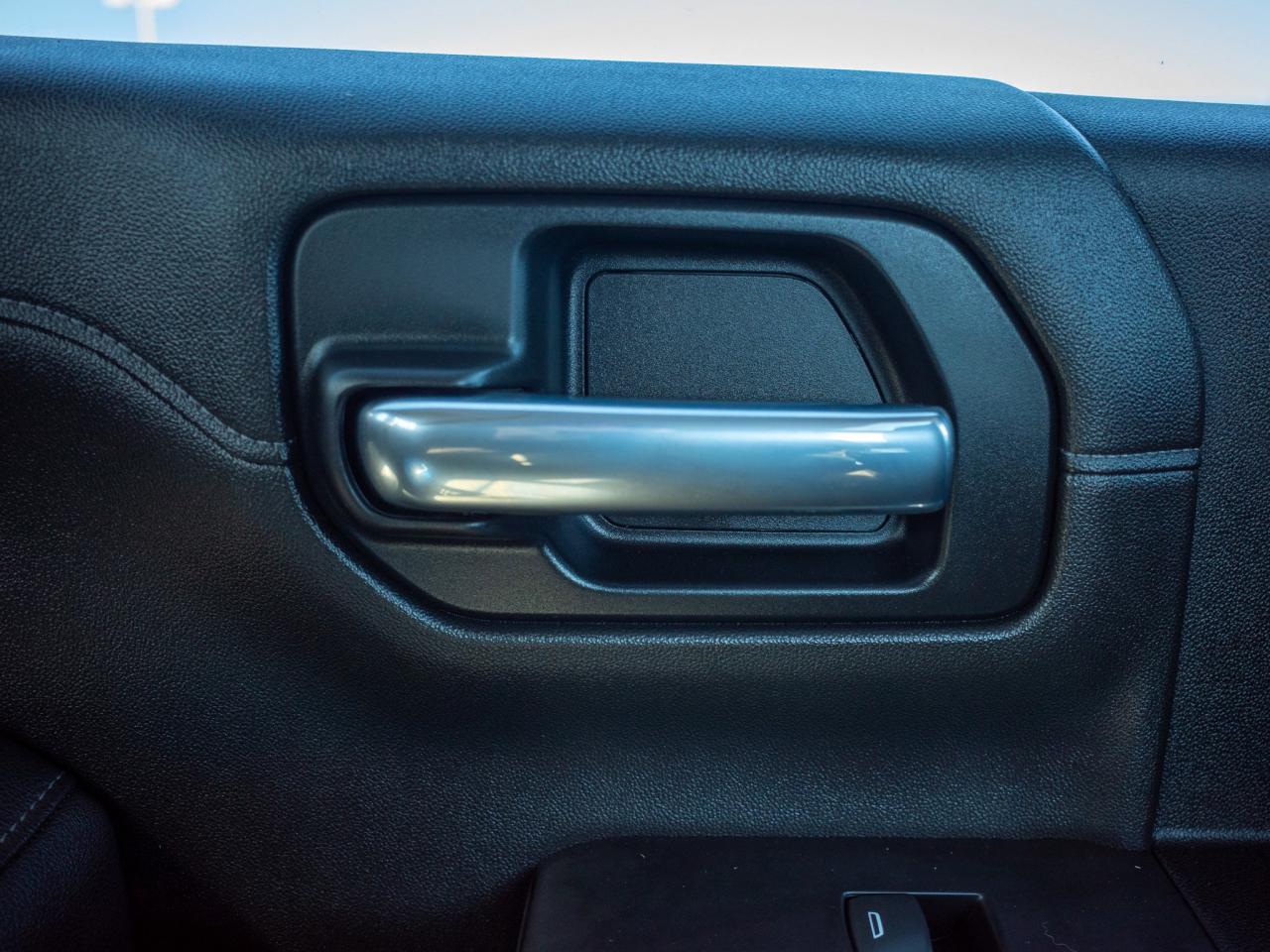 2021 GMC Sierra 1500 SLT - Leather Seats   Heated Mirrors Photo