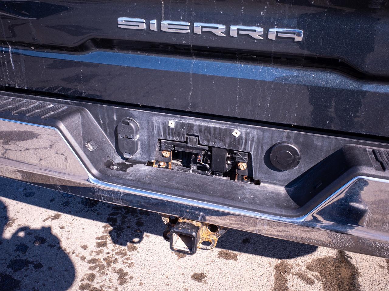 2021 GMC Sierra 1500 SLT - Leather Seats   Heated Mirrors Photo