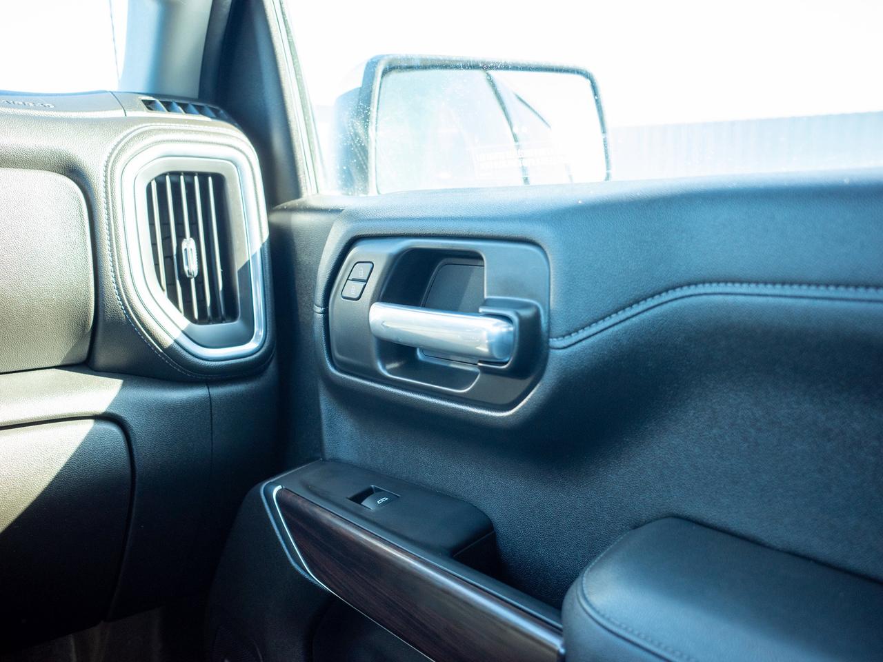 2021 GMC Sierra 1500 SLT - Leather Seats   Heated Mirrors Photo