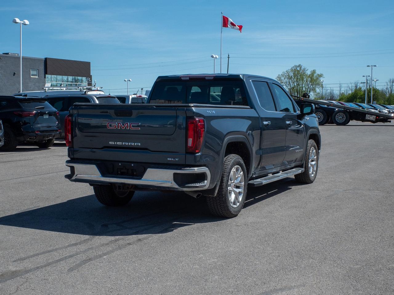 2021 GMC Sierra 1500 SLT - Leather Seats   Heated Mirrors Photo