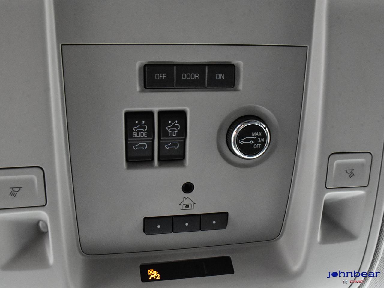 2019 GMC Yukon Denali Photo