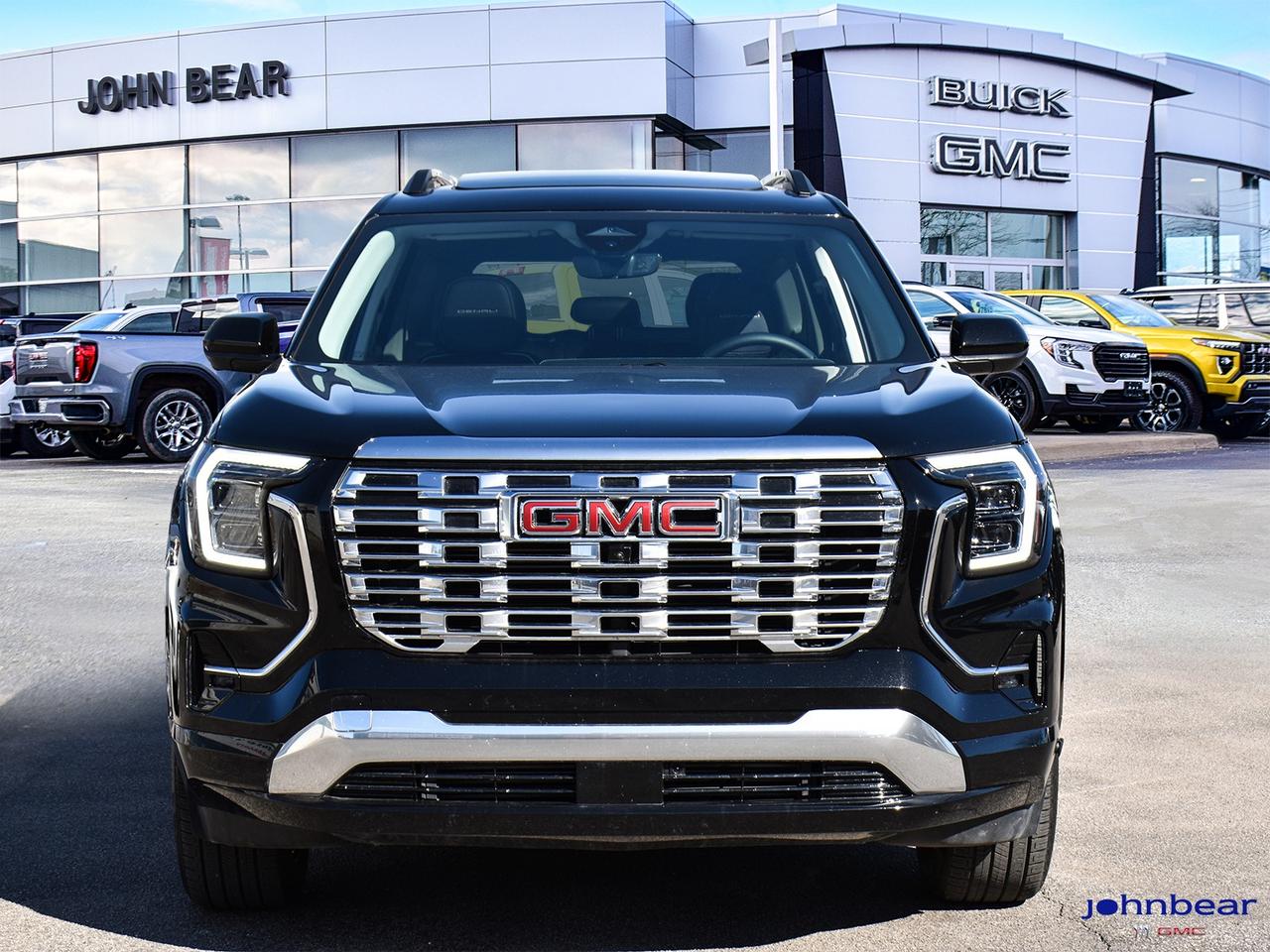 2026 GMC Terrain AWD Denali Photo4