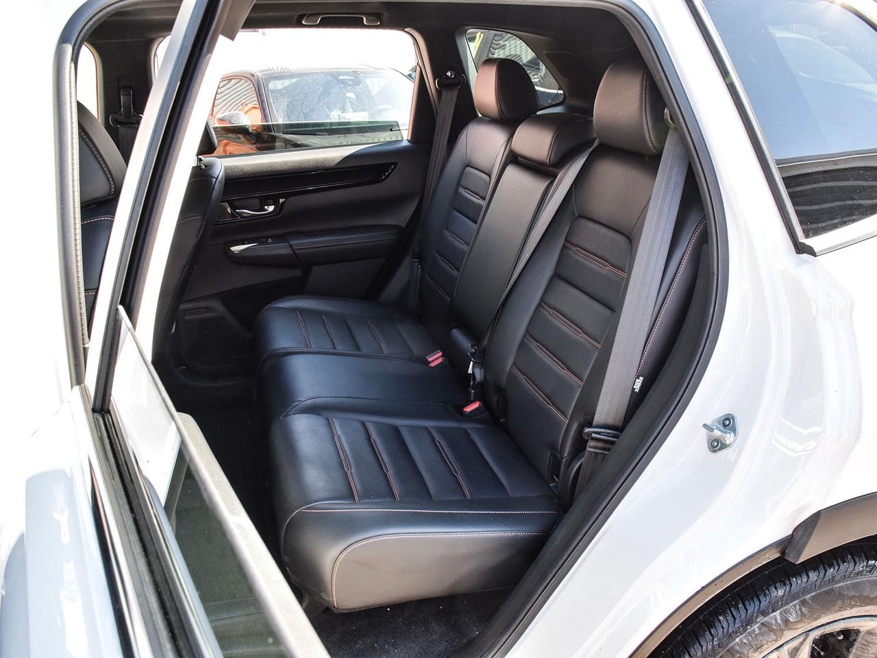 2025 Honda CR-V Hybrid Touring Photo