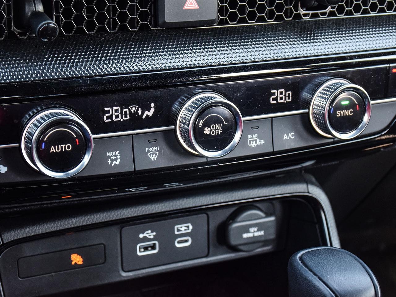 2025 Honda CR-V Hybrid Touring Photo