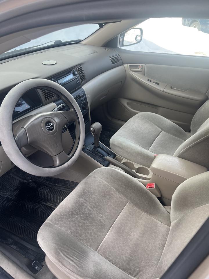 2004 Toyota Corolla 4dr Sdn CE Auto ac power windows,locks Photo