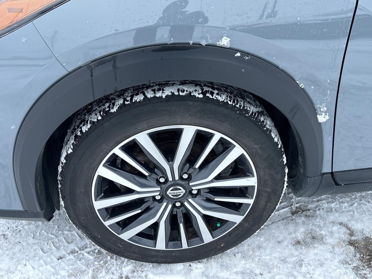 2021 Nissan Kicks SV   ONE OWNER Photo