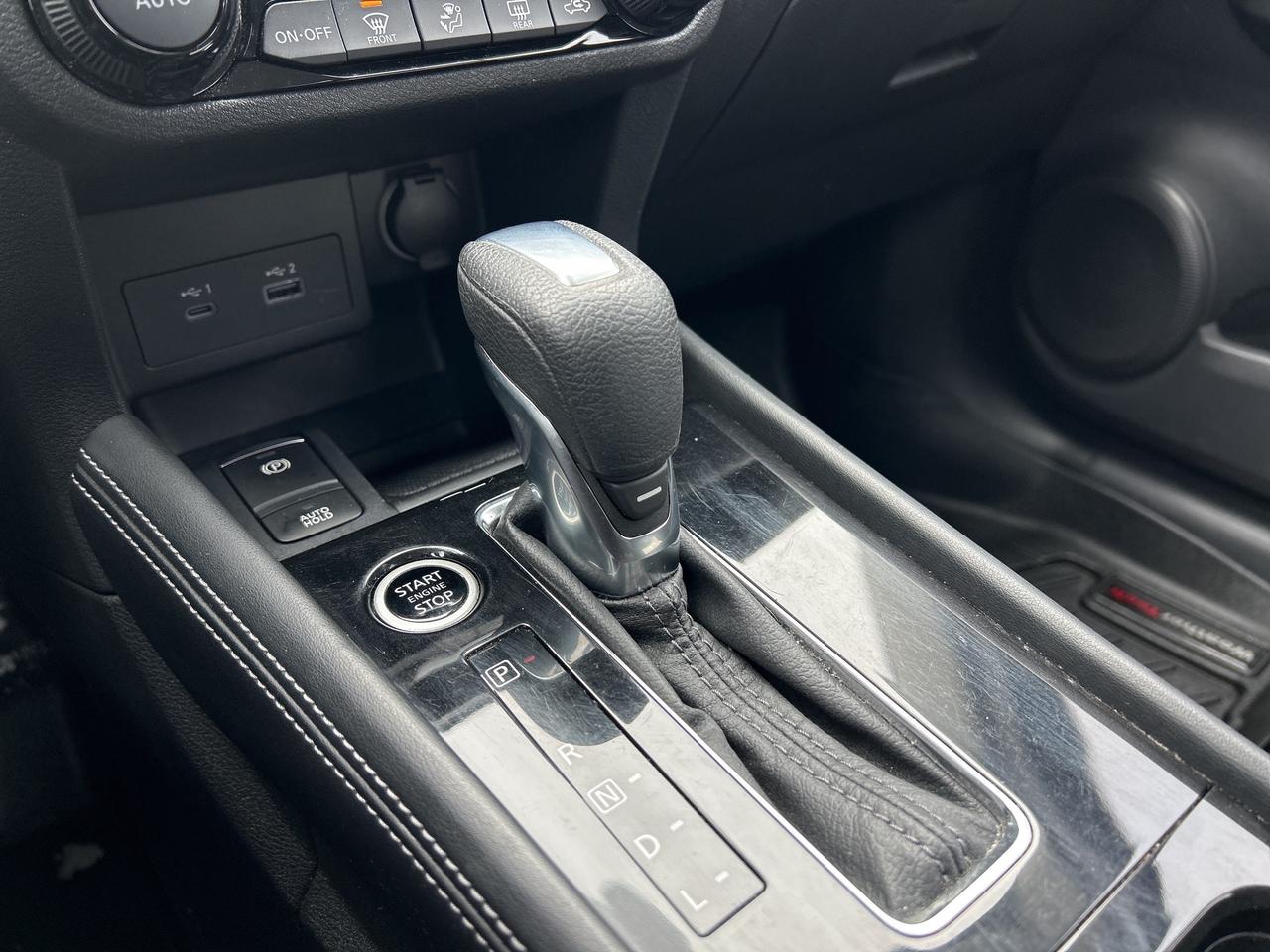 2021 Nissan Kicks SV   ONE OWNER Photo