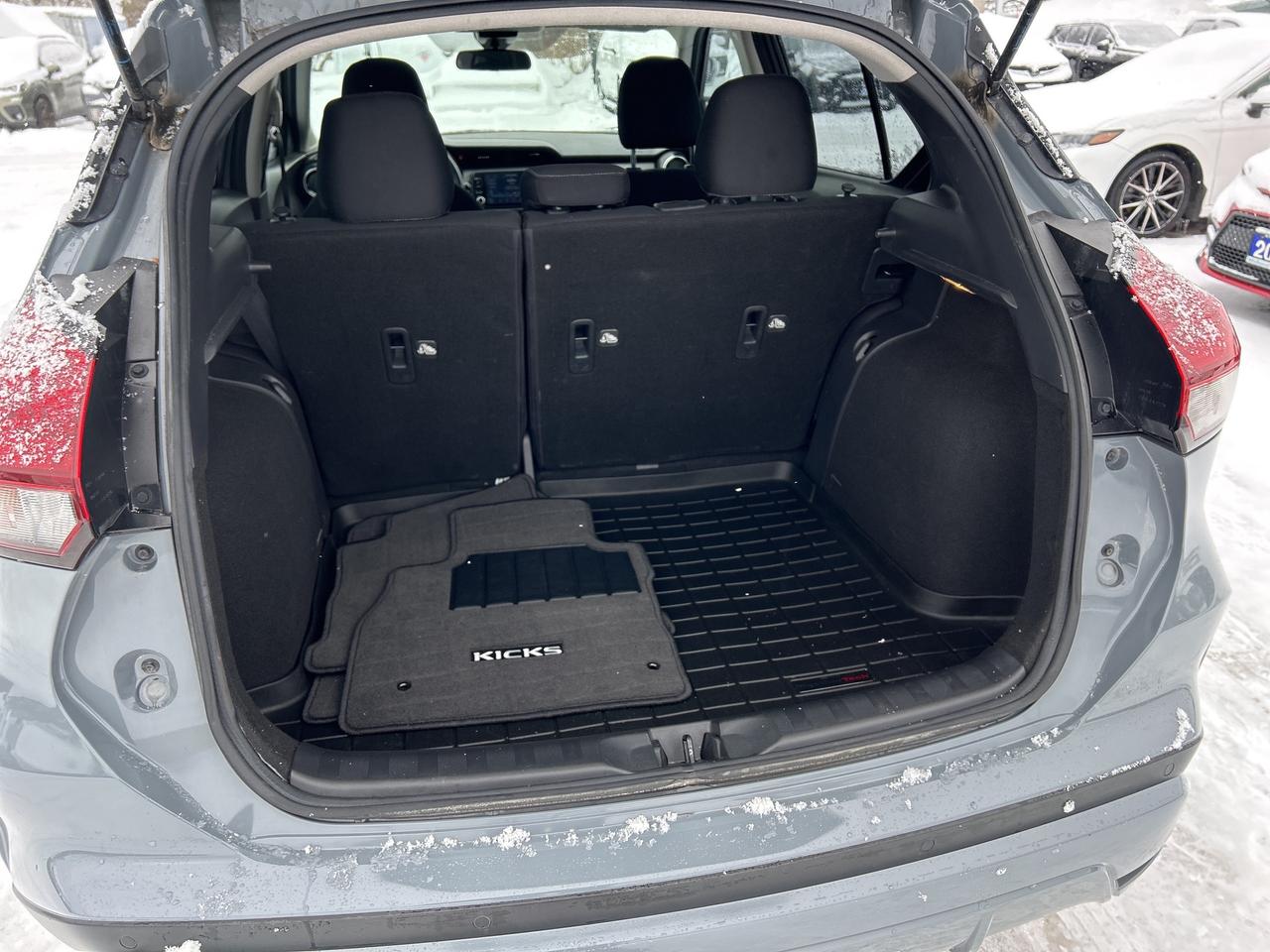 2021 Nissan Kicks SV   ONE OWNER Photo