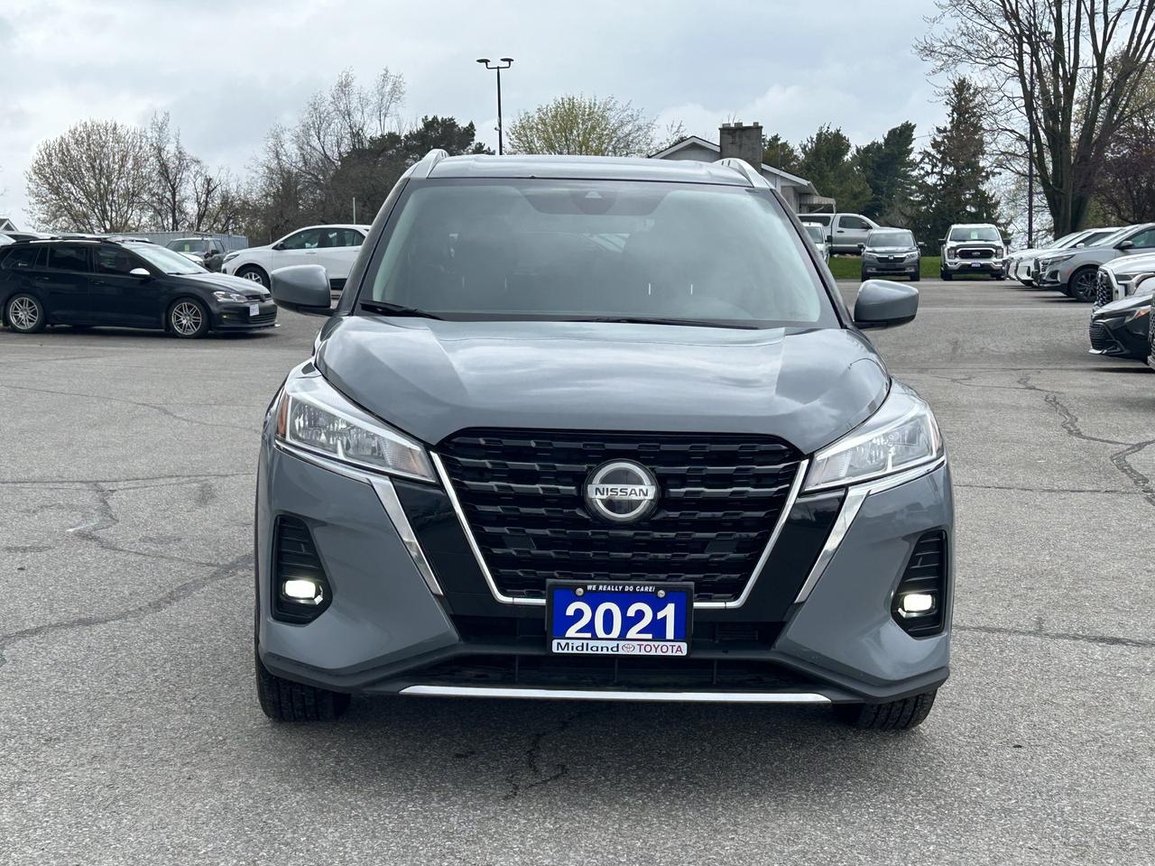 2021 Nissan Kicks SV   ONE OWNER Photo