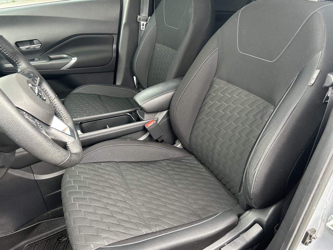 2021 Nissan Kicks SV   ONE OWNER Photo
