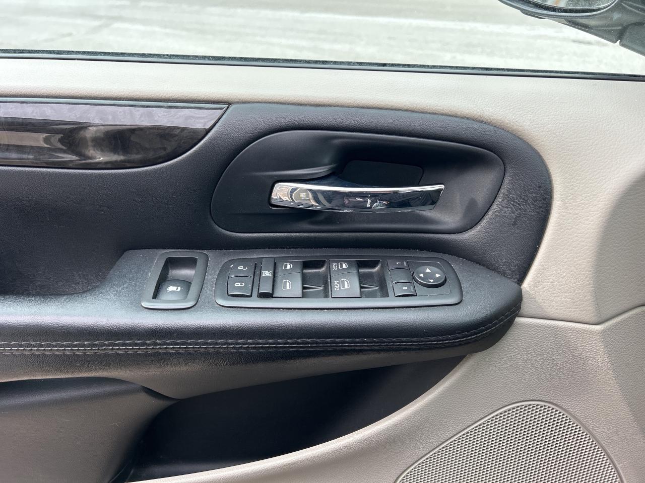 2015 Dodge Grand Caravan SXT  PLUS  ** DVD ** P. SEAT ** Photo