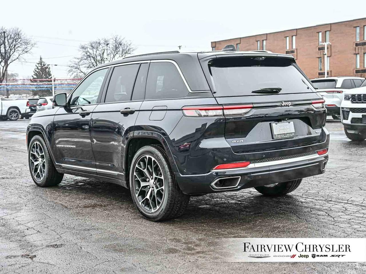 2023 Jeep Grand Cherokee Summit RESERVE   BROWN LEATHER   HEADS UP   PANO R Photo