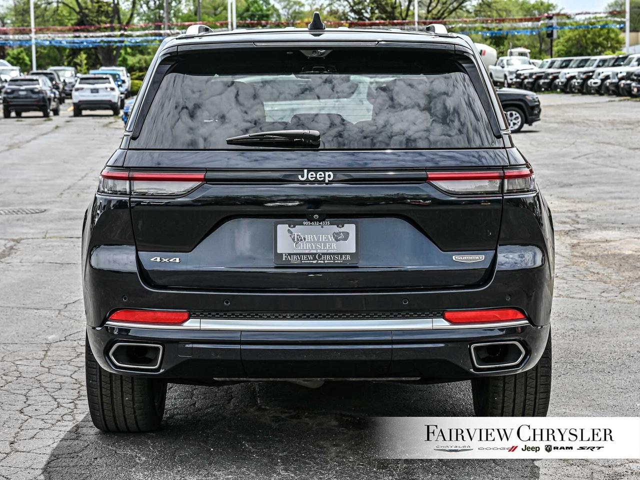 2023 Jeep Grand Cherokee Summit RESERVE   BROWN LEATHER   HEADS UP   PANO R Photo