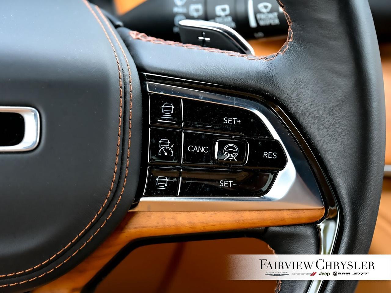 2023 Jeep Grand Cherokee Summit RESERVE   BROWN LEATHER   HEADS UP   PANO R Photo