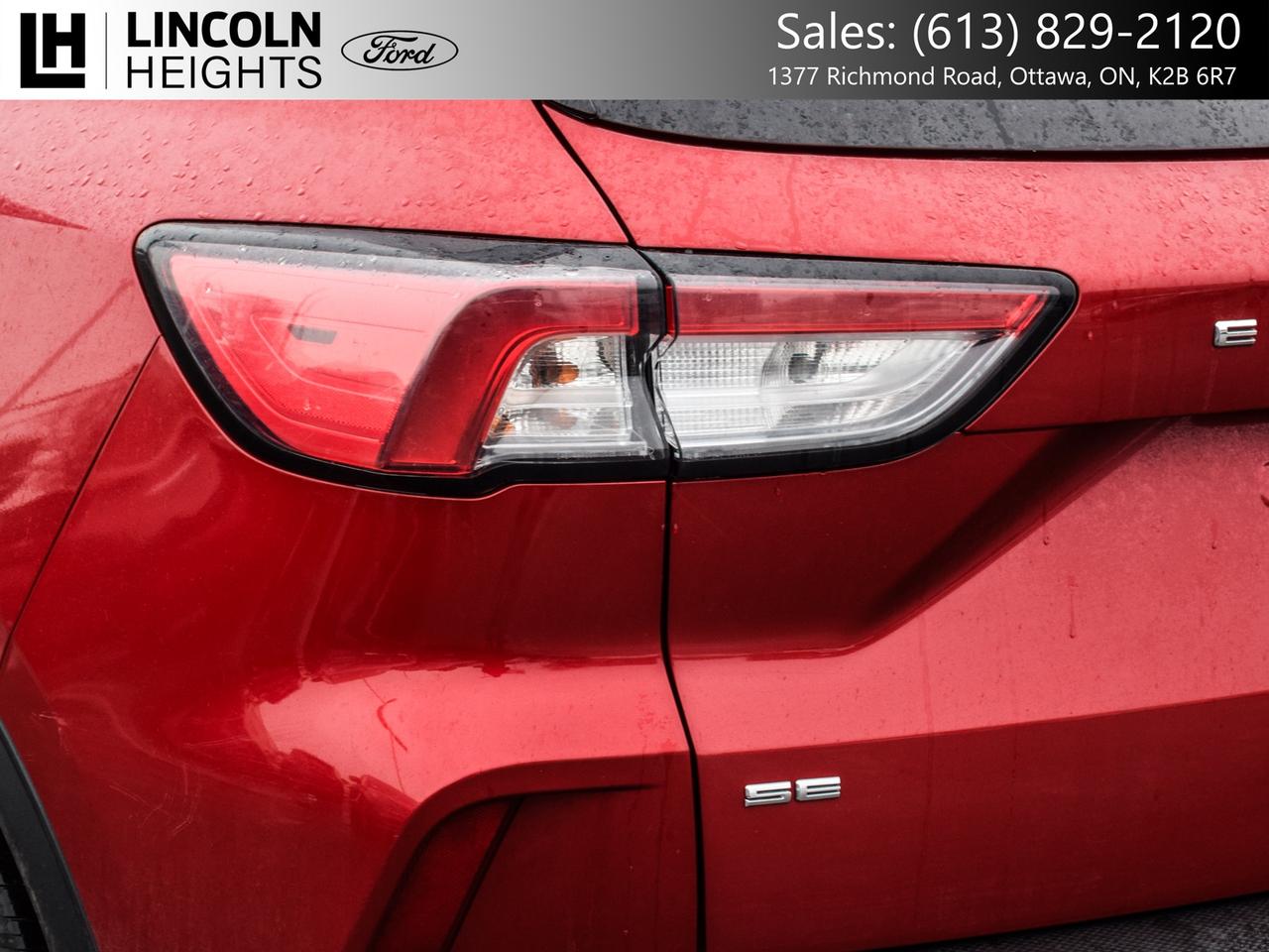 2020 Ford Escape SE AWD Photo