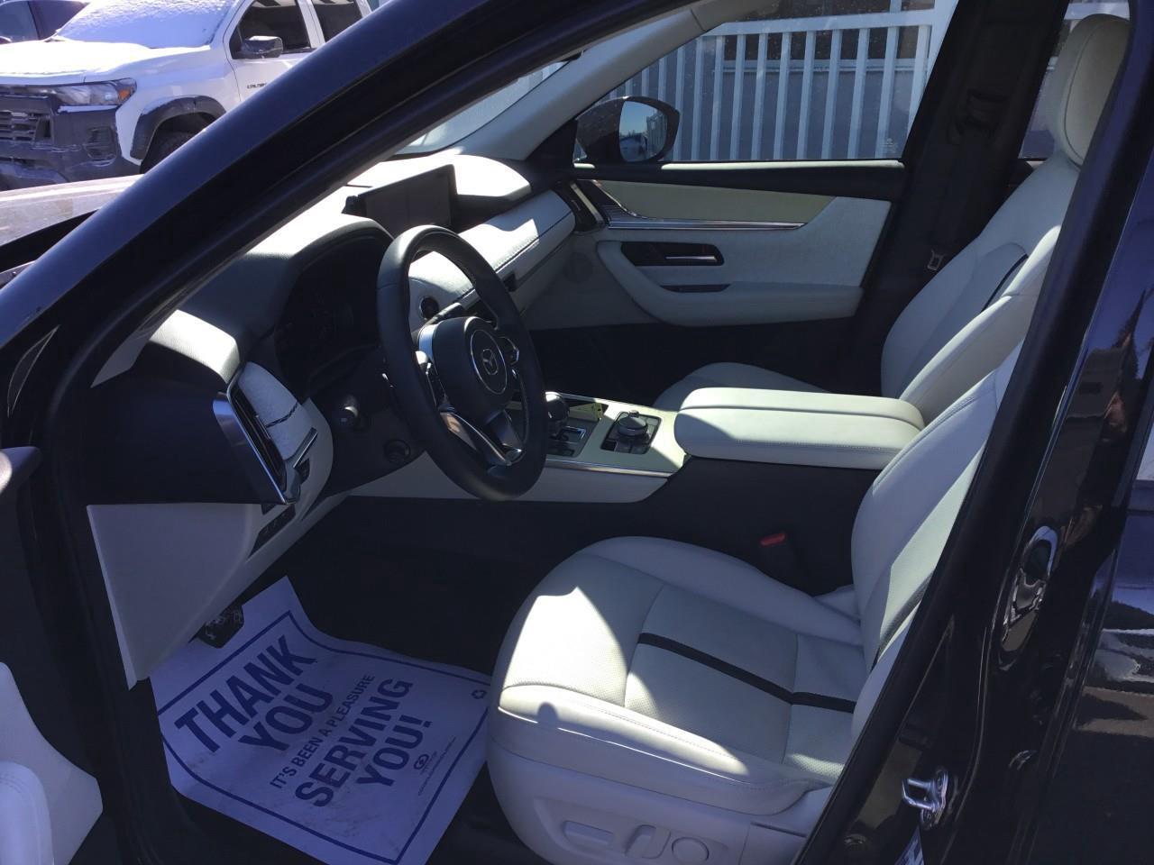 2025 Mazda CX-90 MHEV Signature Photo