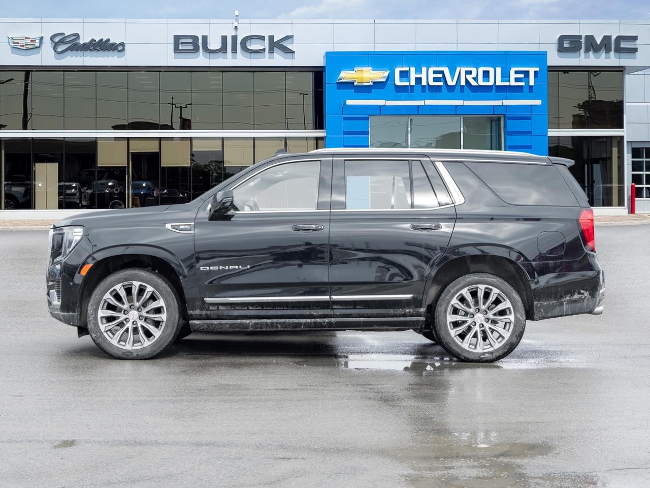 2021 GMC Yukon Denali Photo