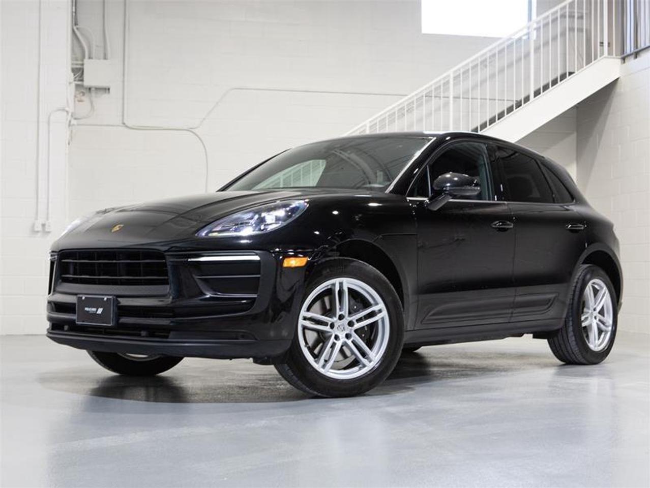 2023 Porsche Macan  Photo