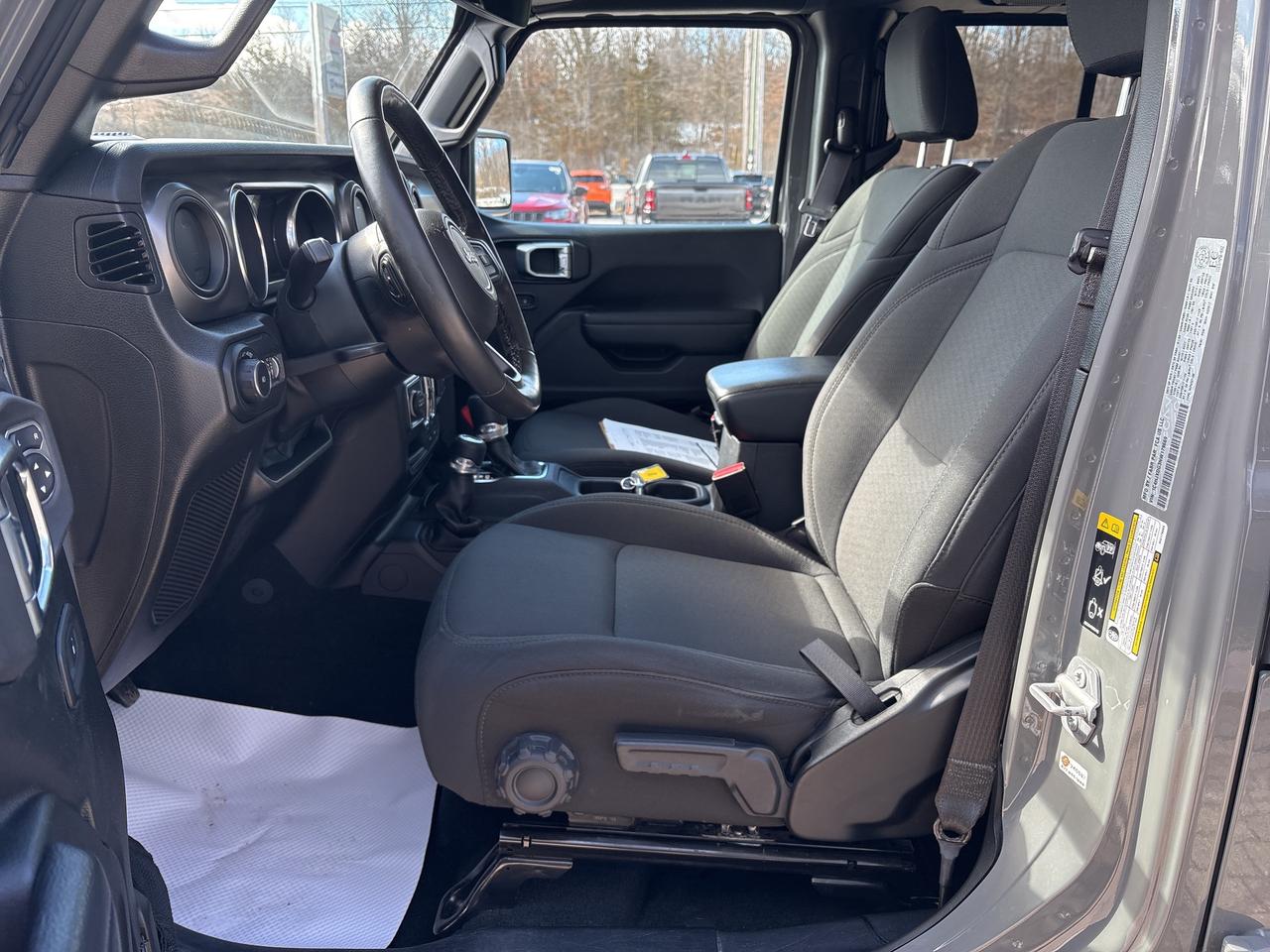 2022 Jeep Wrangler UNLIMITED SPORT Photo