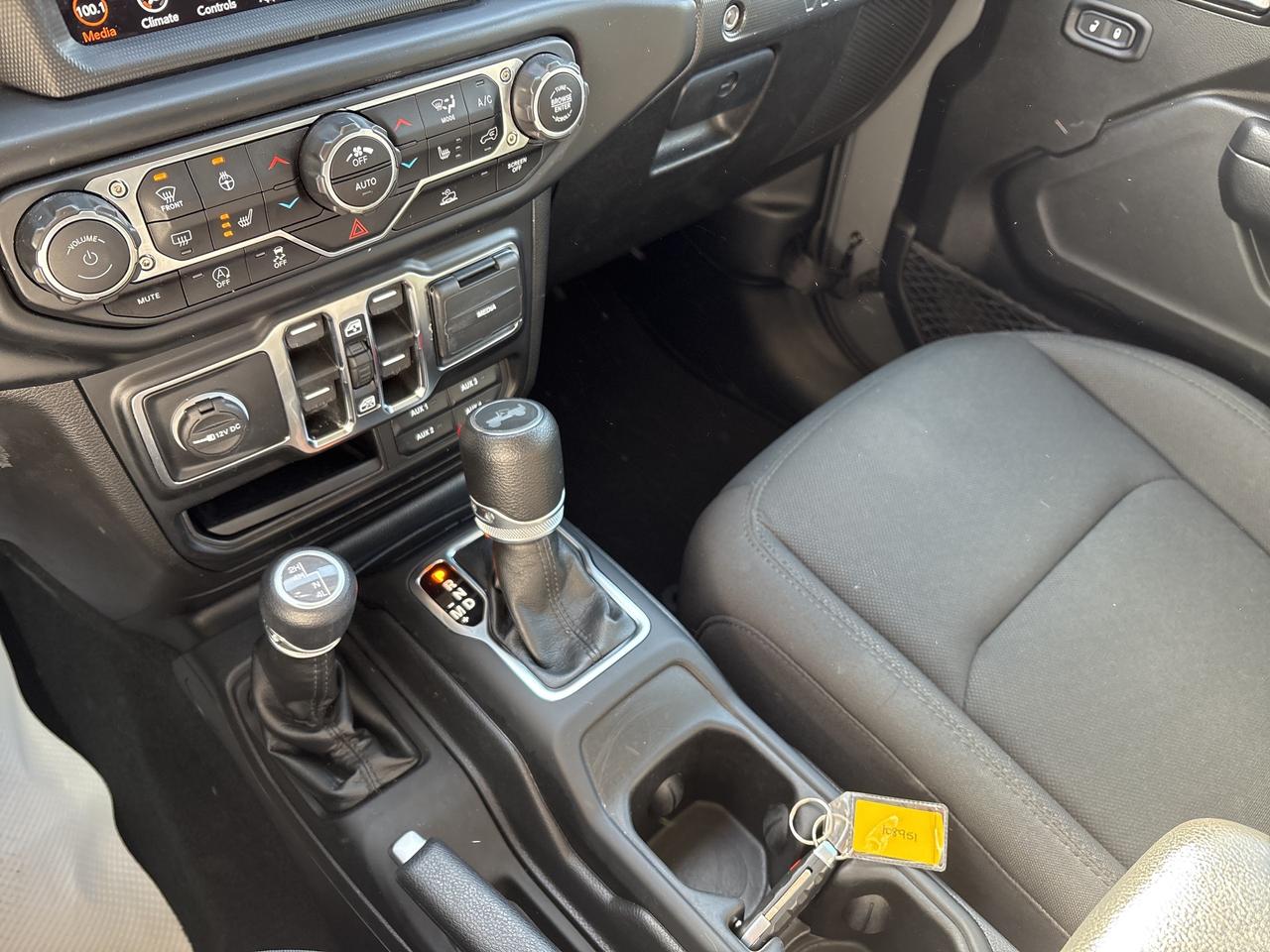 2022 Jeep Wrangler UNLIMITED SPORT Photo