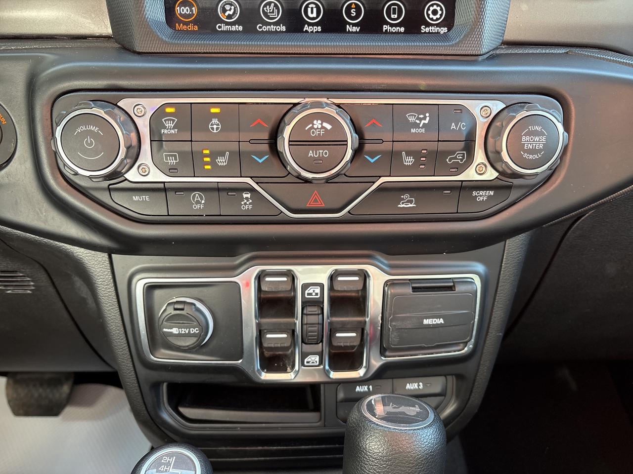 2022 Jeep Wrangler UNLIMITED SPORT Photo