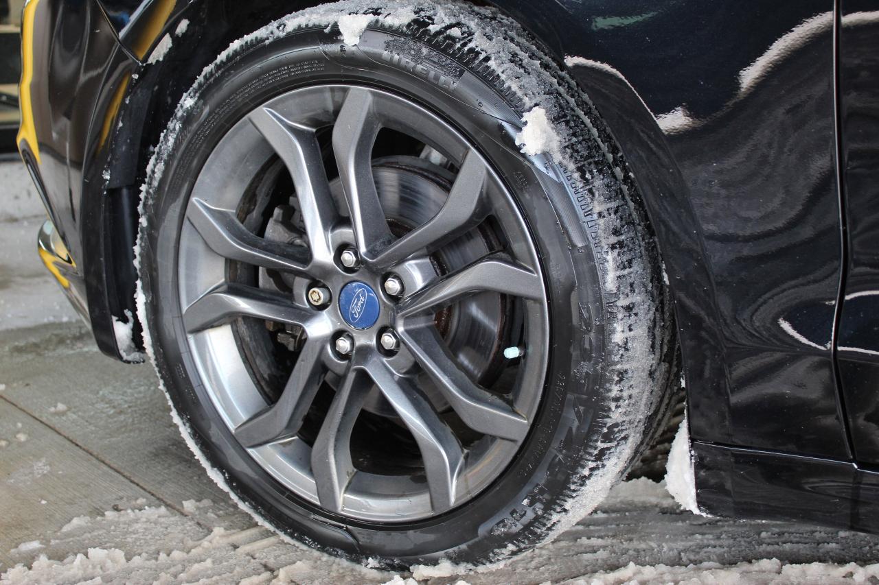 2018 Ford Fusion SE, 1-owner, Certified ready to go Photo