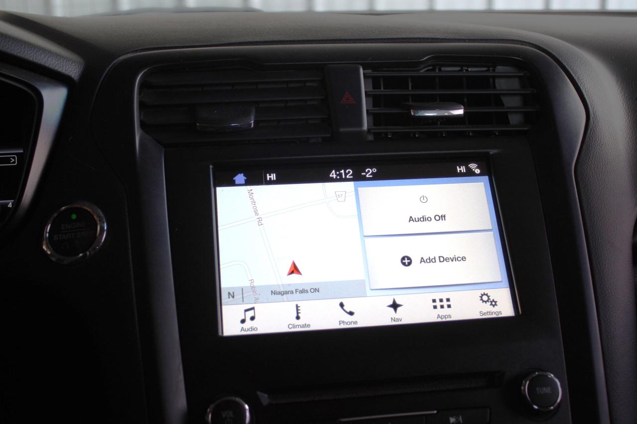 2018 Ford Fusion SE, 1-owner, Certified ready to go Photo