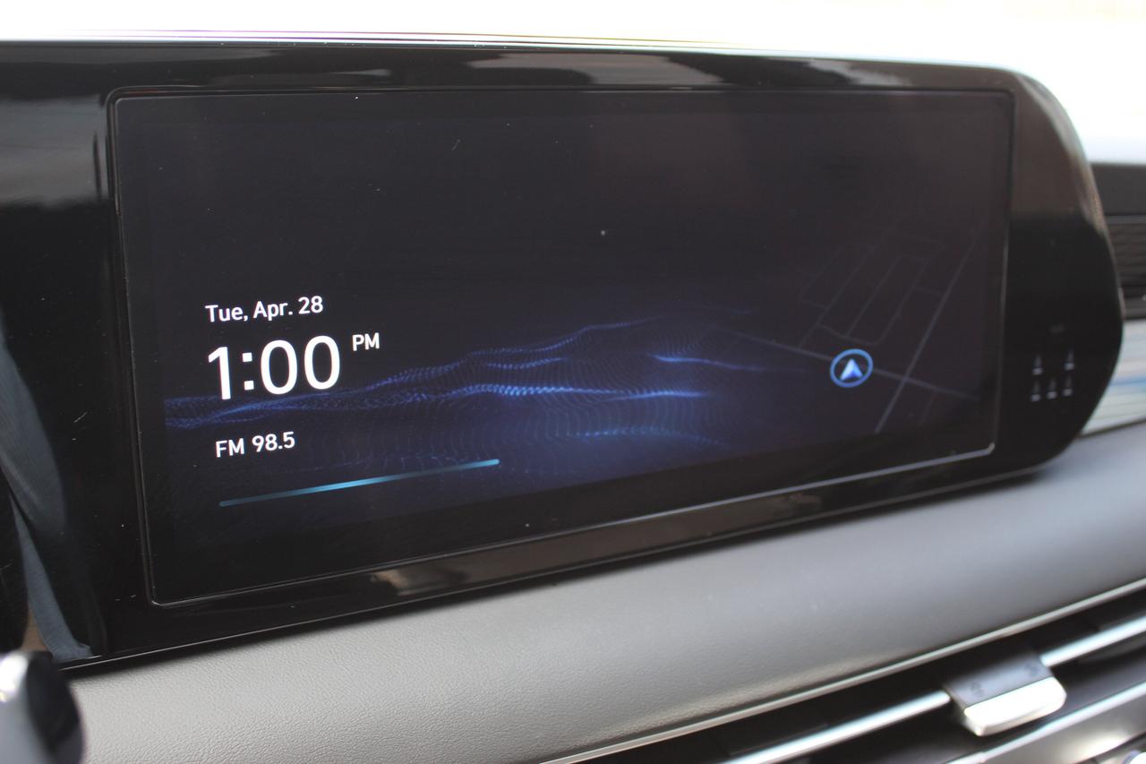 2025 Hyundai PALISADE Ultimate Calligraphy Night 7-Passenger AWD Photo