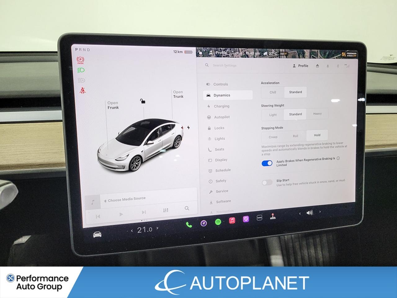 2021 Tesla Model 3 Standard Range Plus, AutoPilot, 423 Km Range (est) Photo