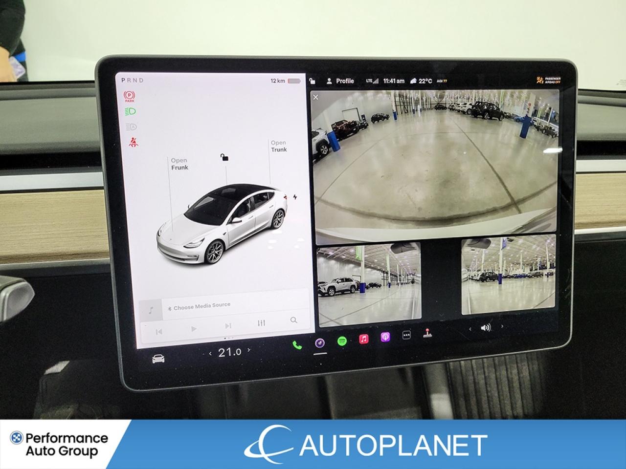 2021 Tesla Model 3 Standard Range Plus, AutoPilot, 423 Km Range (est) Photo