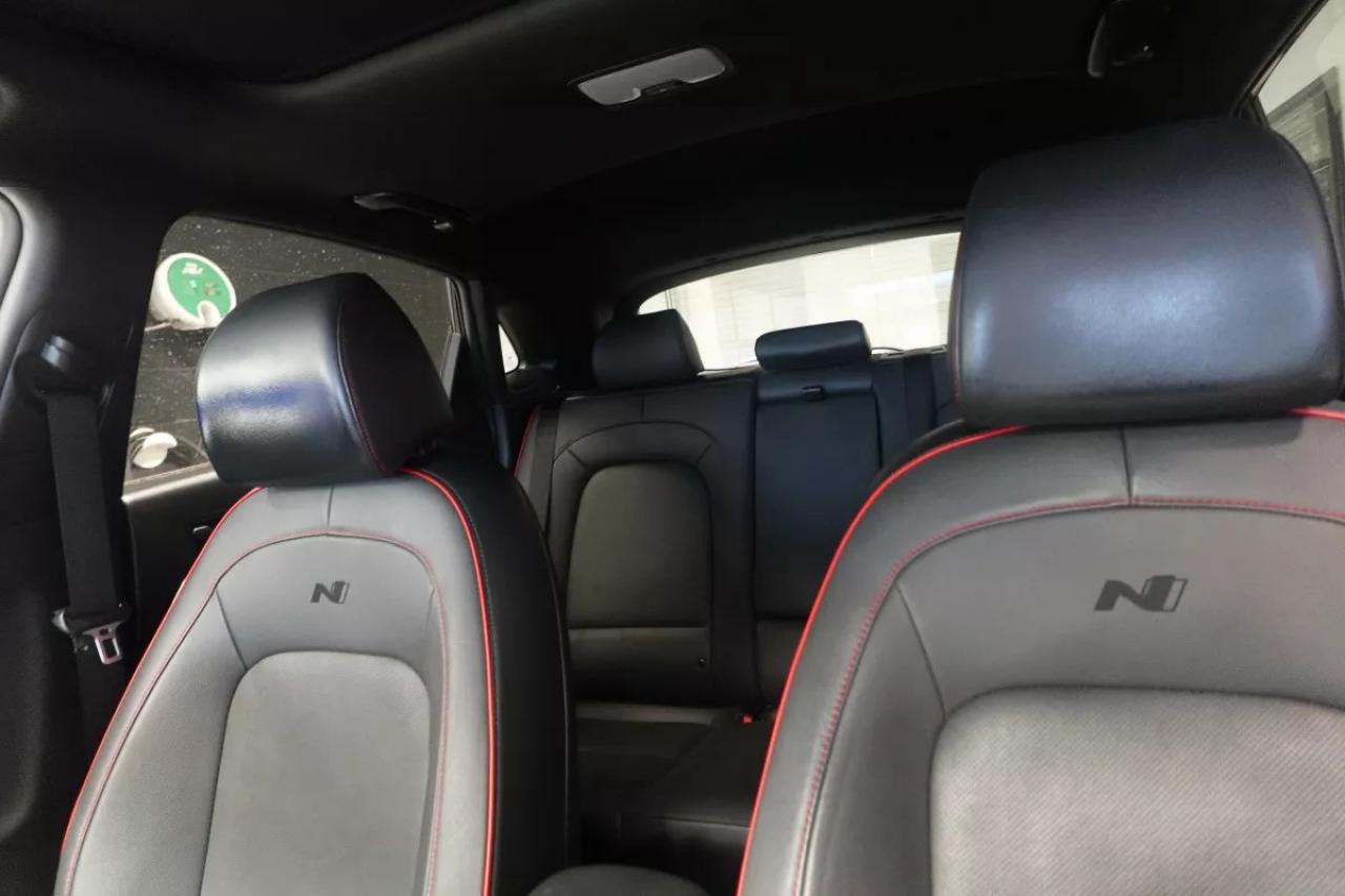 2023 Hyundai KONA N LINE ULTIMATE   COOL SEATS   HEATED SEATS   AWD Photo