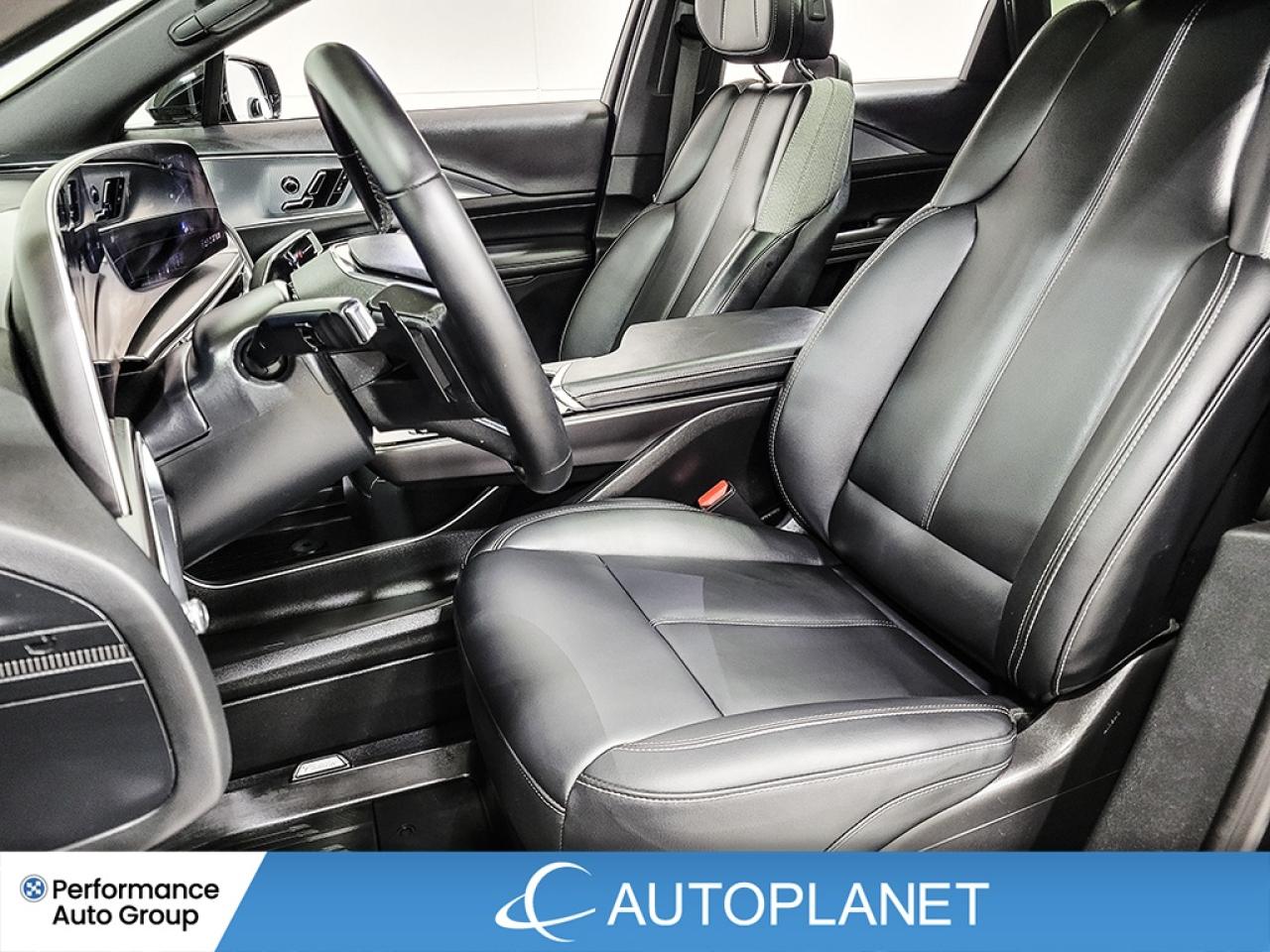 2024 Cadillac LYRIQ Tech, Electric, Back Up Cam, 505Km Range (est) Photo