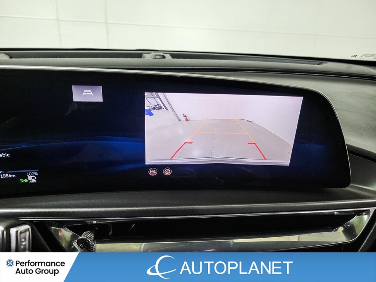 2024 Cadillac LYRIQ Tech, Electric, Back Up Cam, 505Km Range (est) Photo