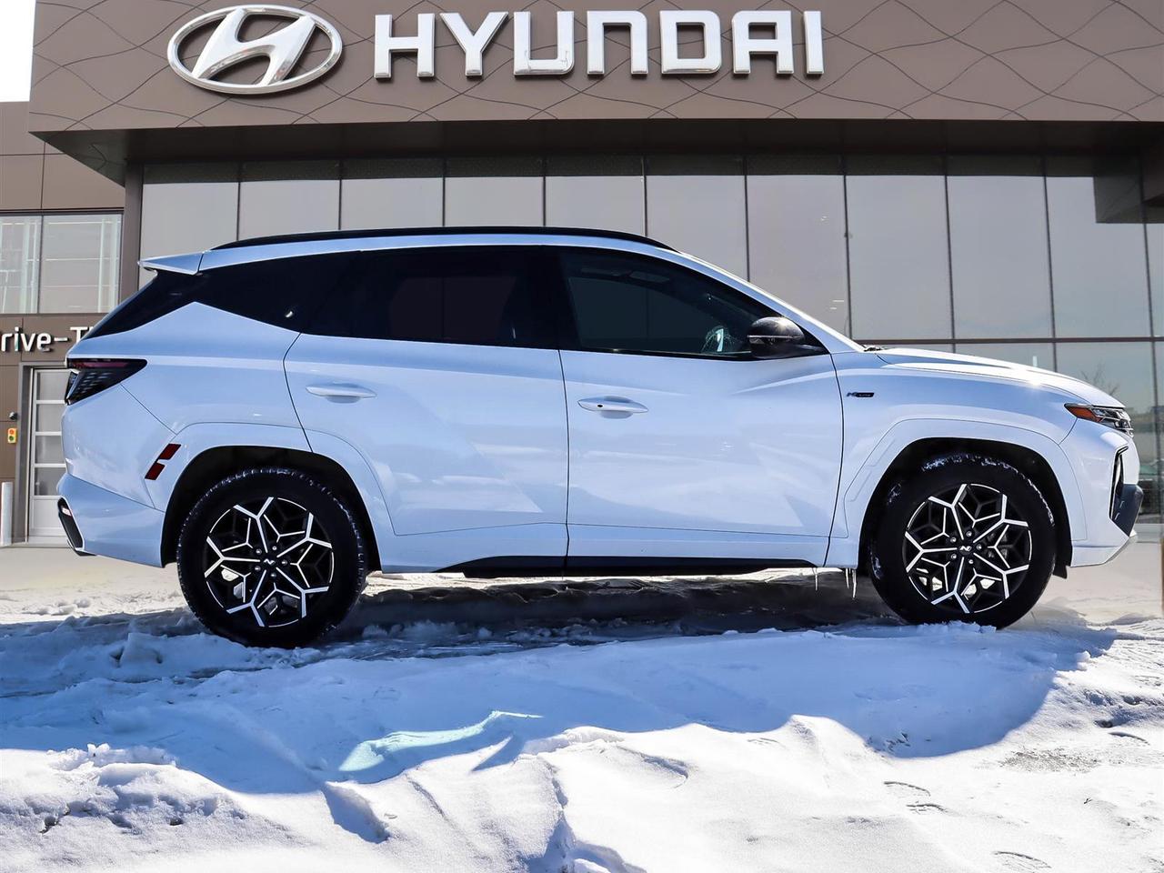 2024 Hyundai Tucson Hybrid N-LINE Photo2