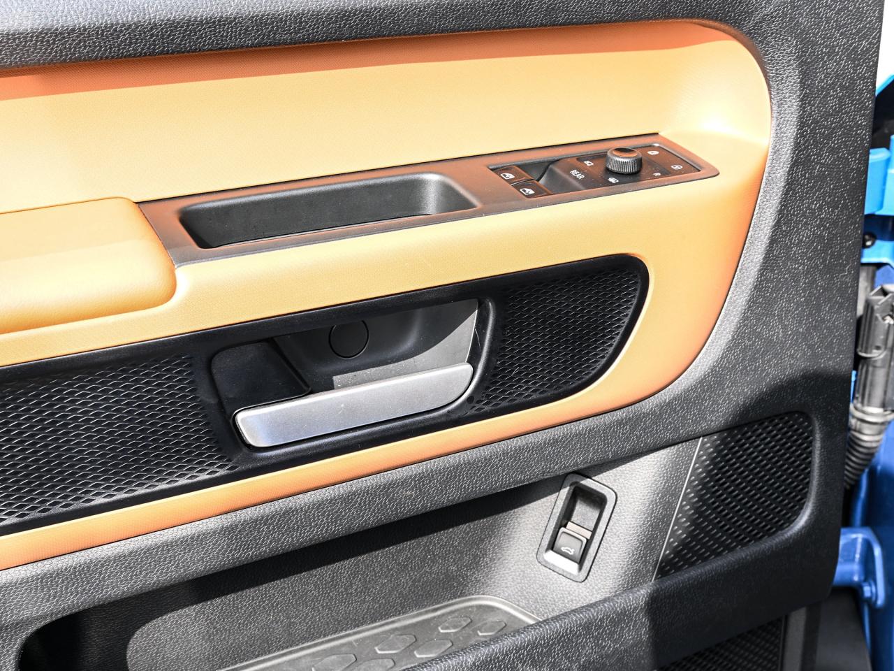 2025 Volkswagen ID. Buzz 1st Edition Photo