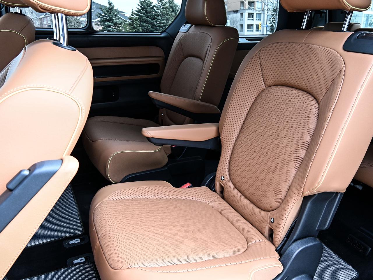 2025 Volkswagen ID. Buzz 1st Edition Photo