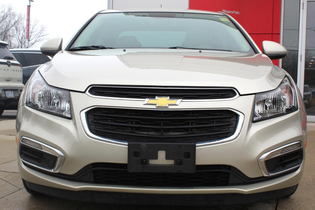 2015 Chevrolet Cruze Diesel Low Kilo ONLY 67000!!! Photo