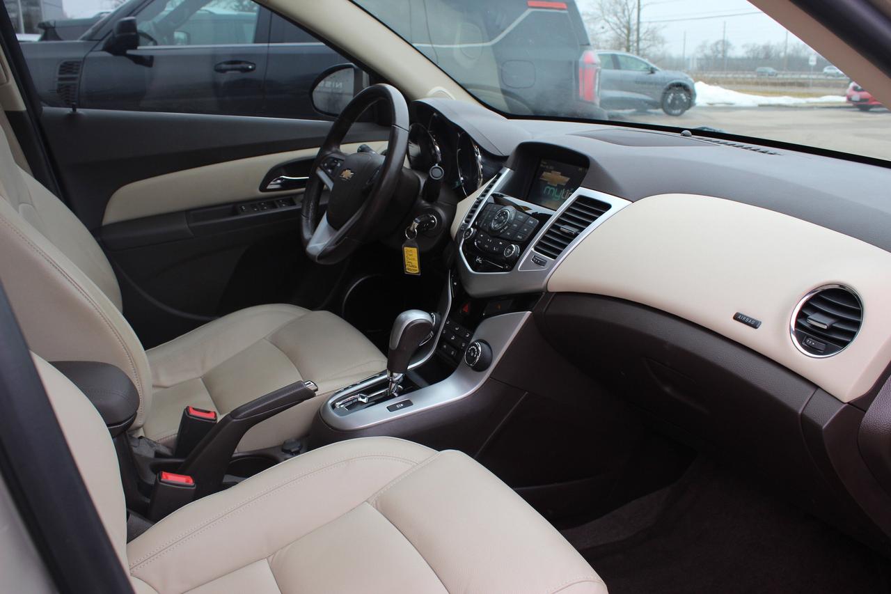 2015 Chevrolet Cruze Diesel Low Kilo ONLY 67000!!! Photo