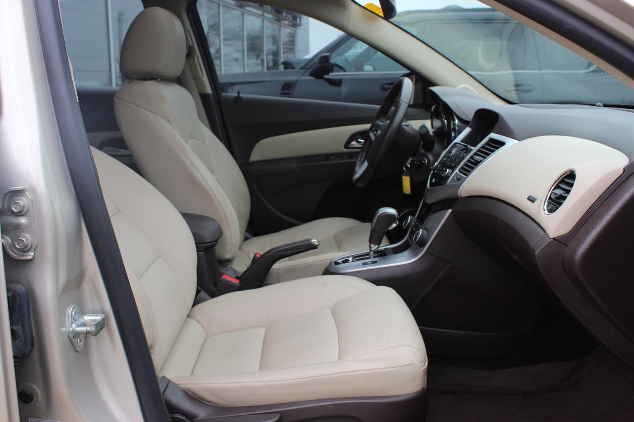 2015 Chevrolet Cruze Diesel Low Kilo ONLY 67000!!! Photo