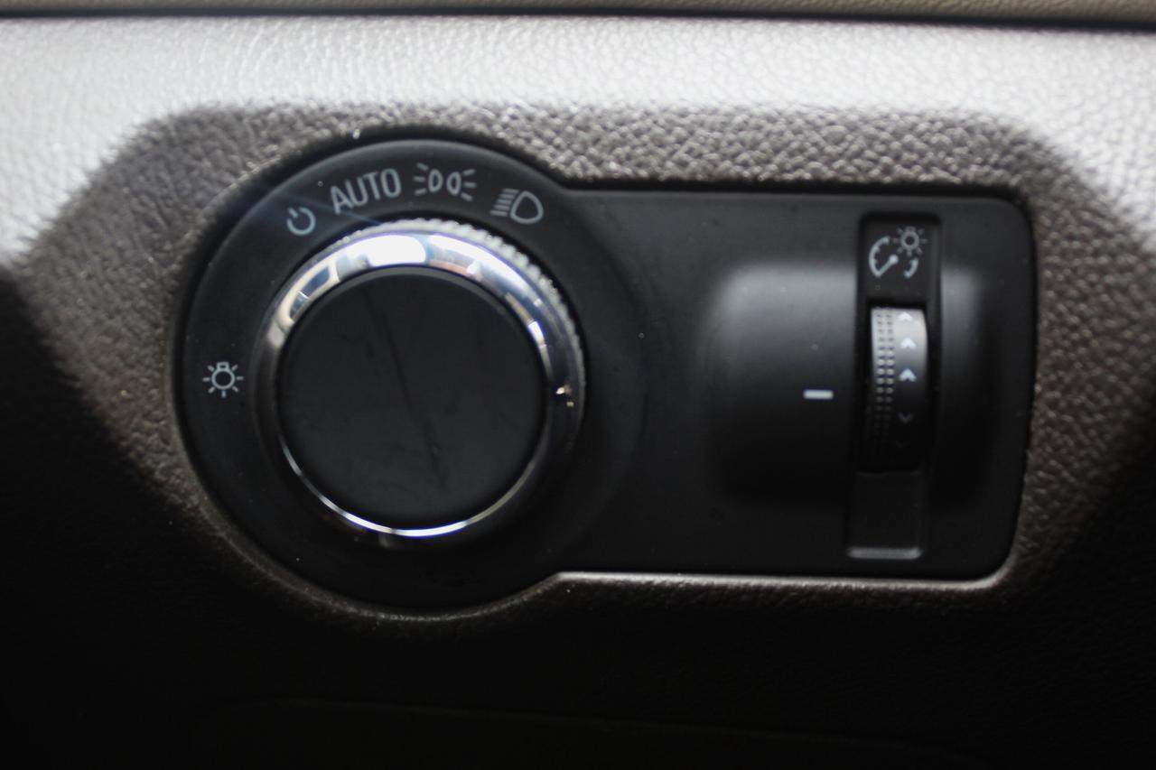 2015 Chevrolet Cruze Diesel Low Kilo ONLY 67000!!! Photo