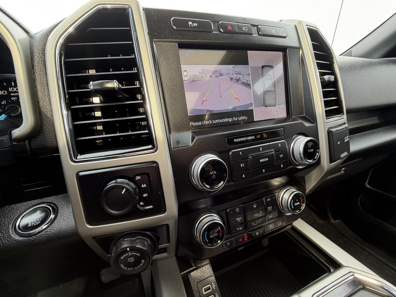 2020 Ford F-150 Lariat 4x4 Photo