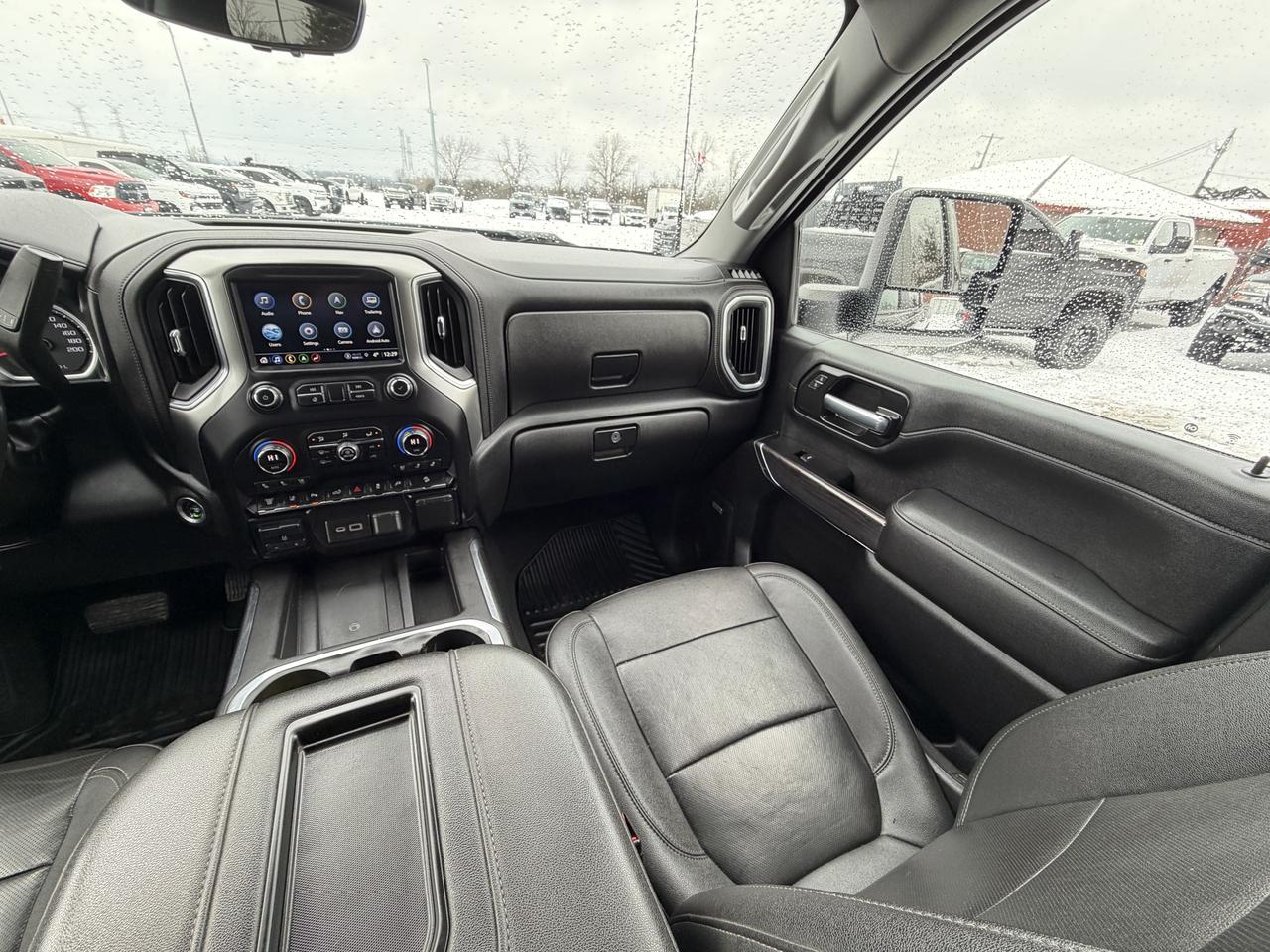 2021 Chevrolet SILVERADO 2500HD 4WD Crew Cab 159  LTZ Photo