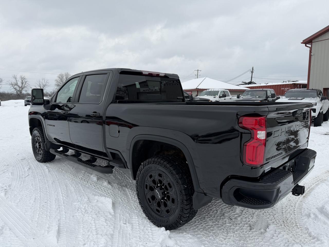 2021 Chevrolet SILVERADO 2500HD 4WD Crew Cab 159  LTZ Photo